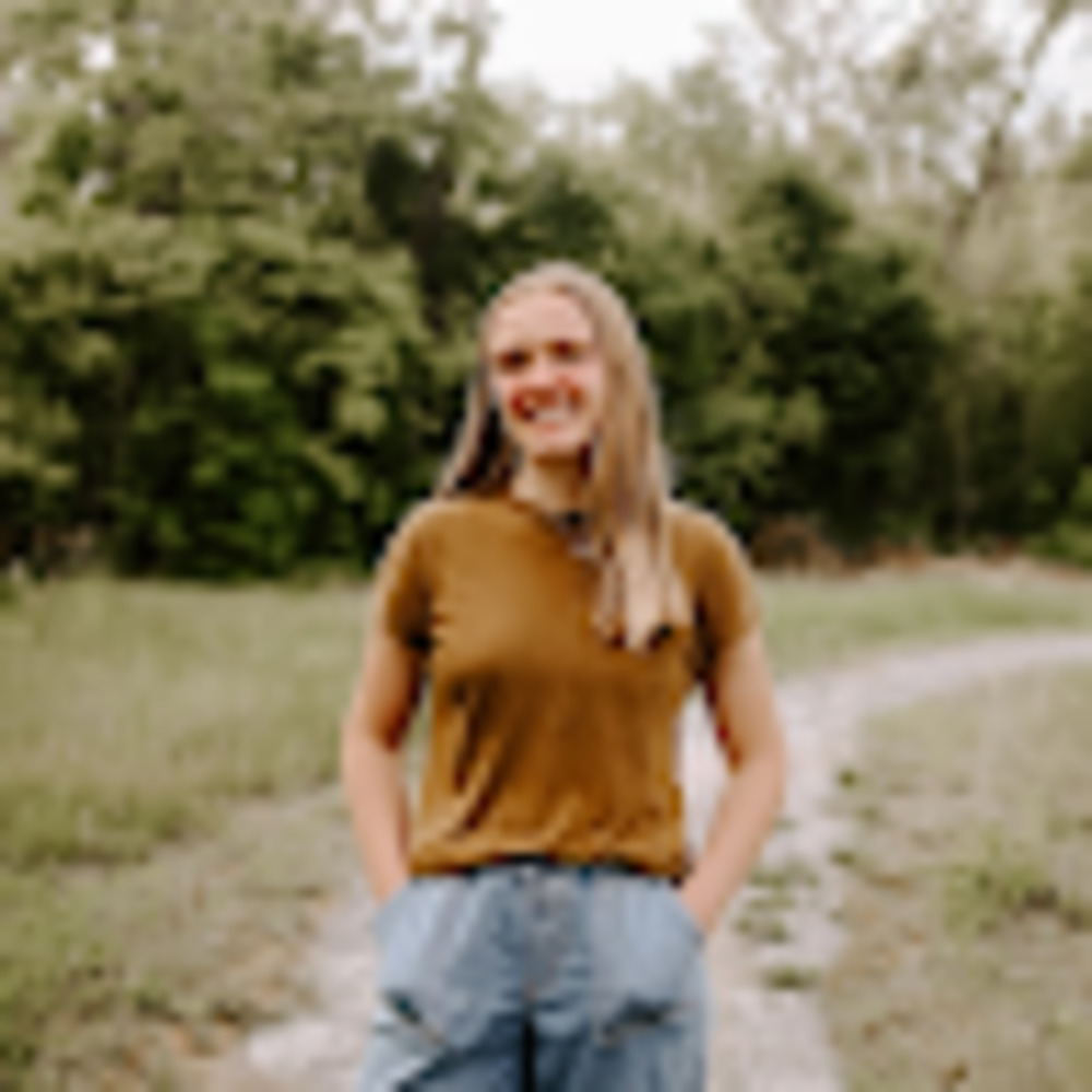 Meet your Posher, Carissa